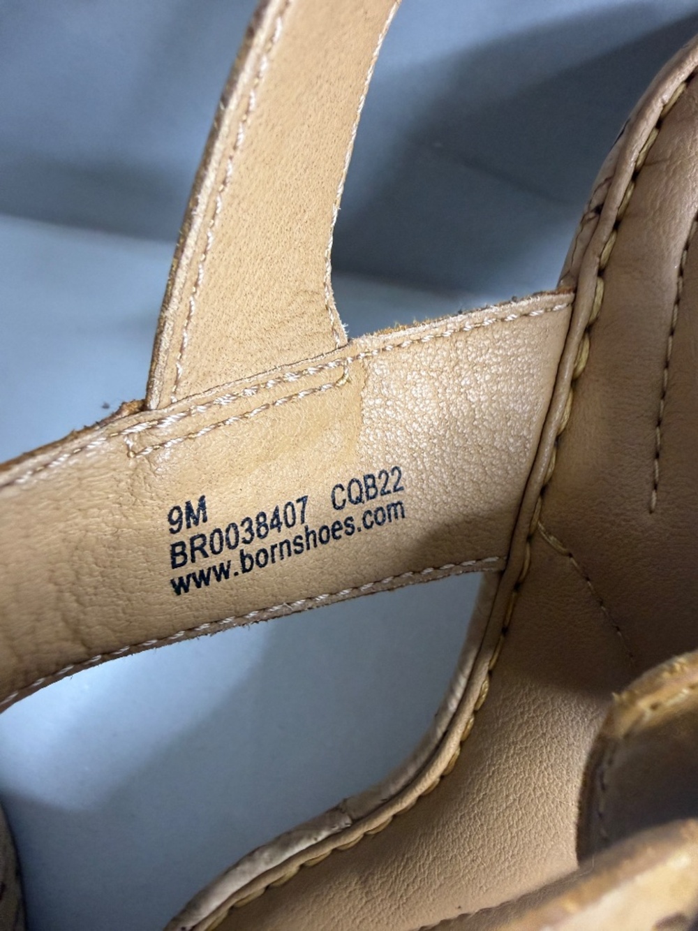 Børn Leather Cork Wedge Sandals Tan Ankle Strap Comfort Heels NWT Size 9 - Picture 9 of 16